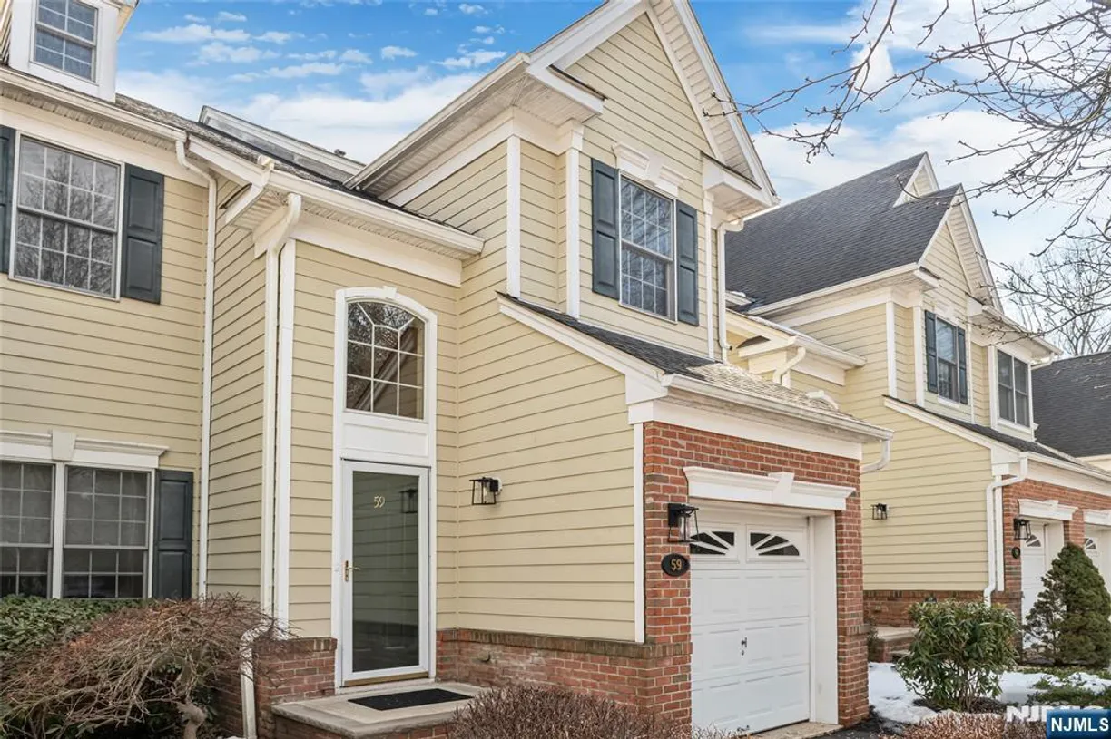 Jersey City/Hoboken Real Estate | View 59 Chestnut | 3 Beds, 2 Baths