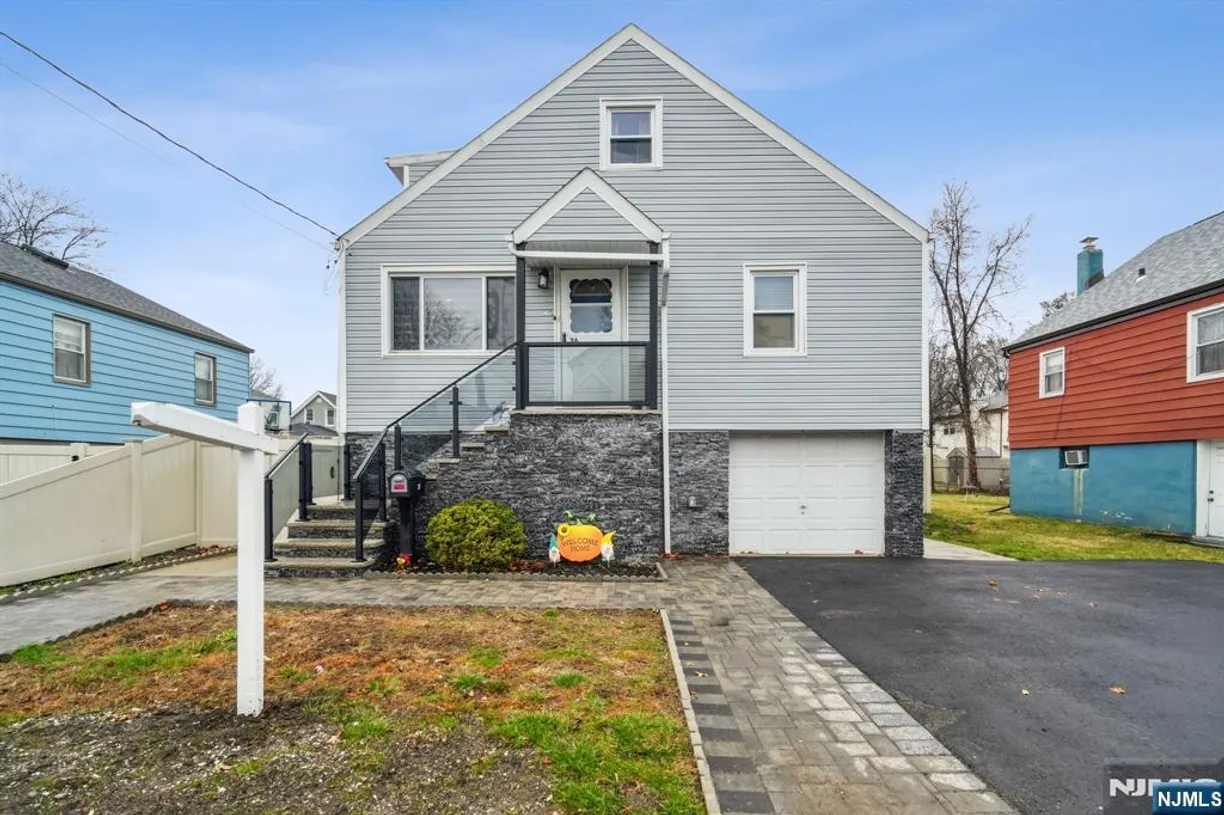 Bergen County Real Estate | View 26 Lincoln | 3 Beds, 2 Baths