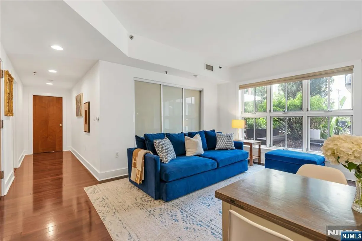 Jersey City/Hoboken Real Estate | View 601 Observer, 204 | Listing