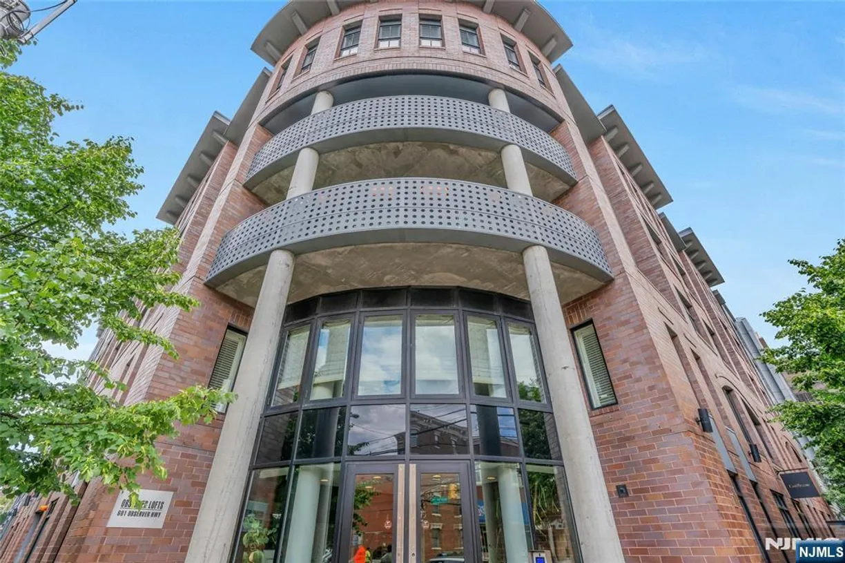 Jersey City/Hoboken Real Estate | View 601 Observer, 204 | Listing