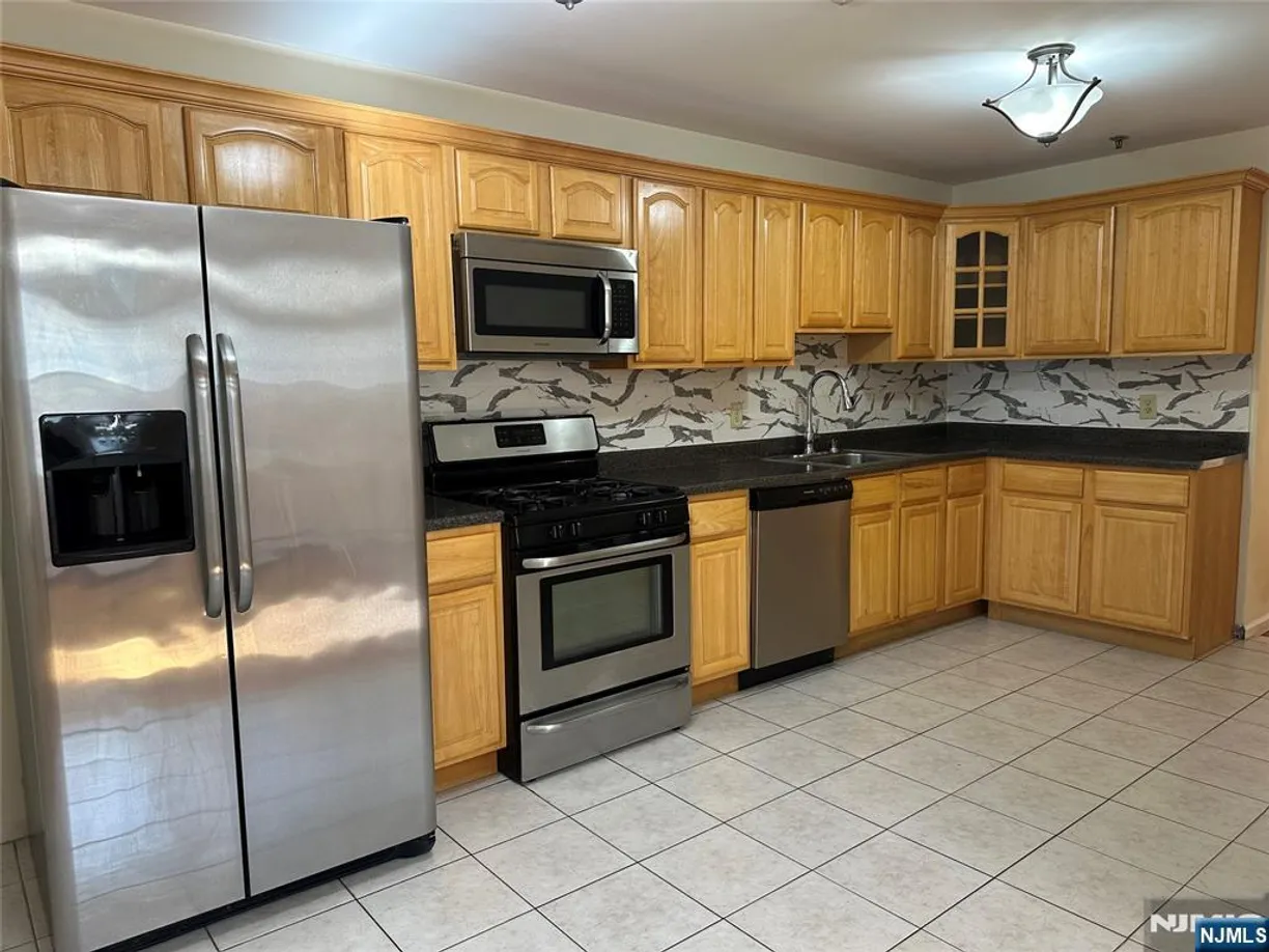 Jersey City/Hoboken Real Estate | View 134 71st, 2 | Listing
