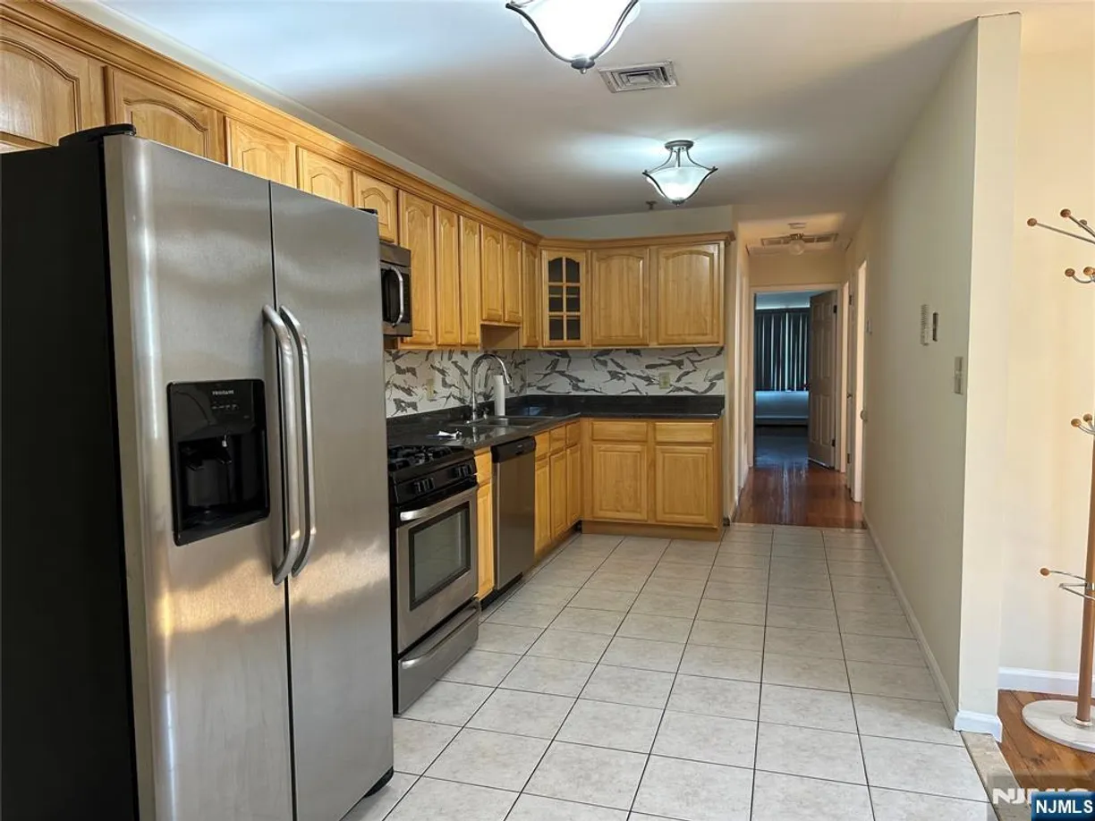 Jersey City/Hoboken Real Estate | View 134 71st, 2 | Listing