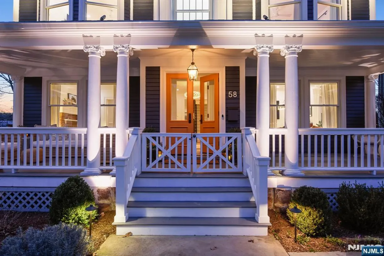 Jersey City/Hoboken Real Estate | View 58 Montclair | 5 Beds, 4 Baths