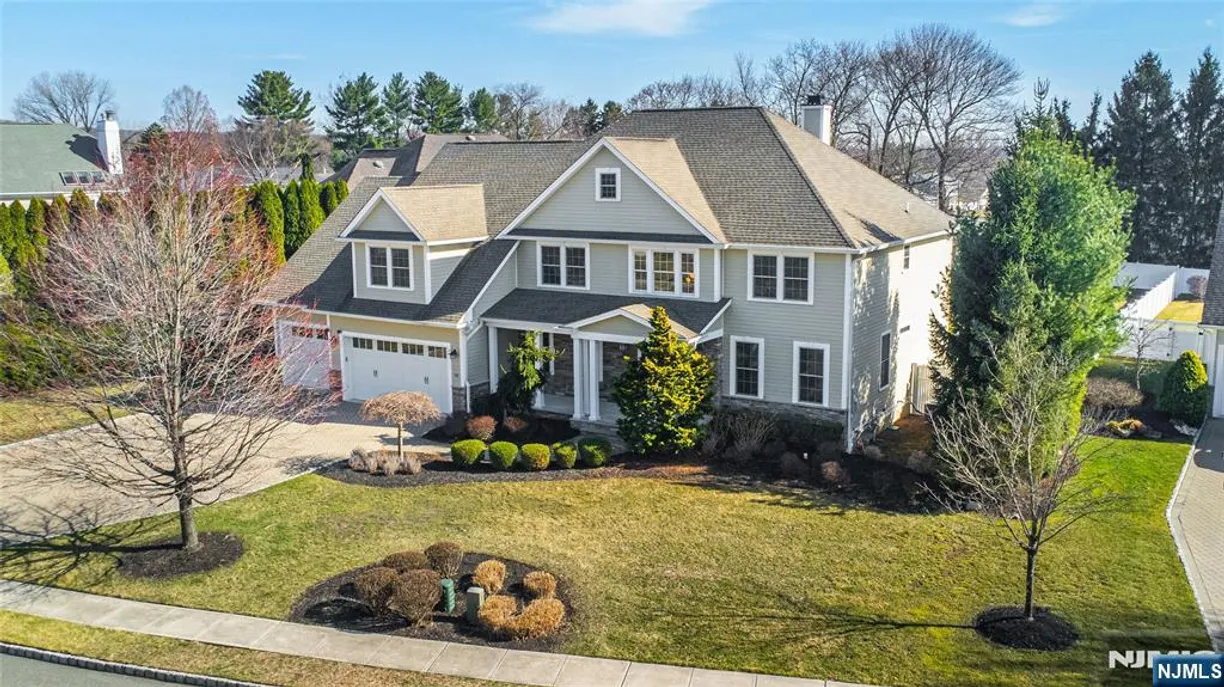 Jersey City/Hoboken Real Estate | View 18 Gates | 6 Beds, 5 Baths