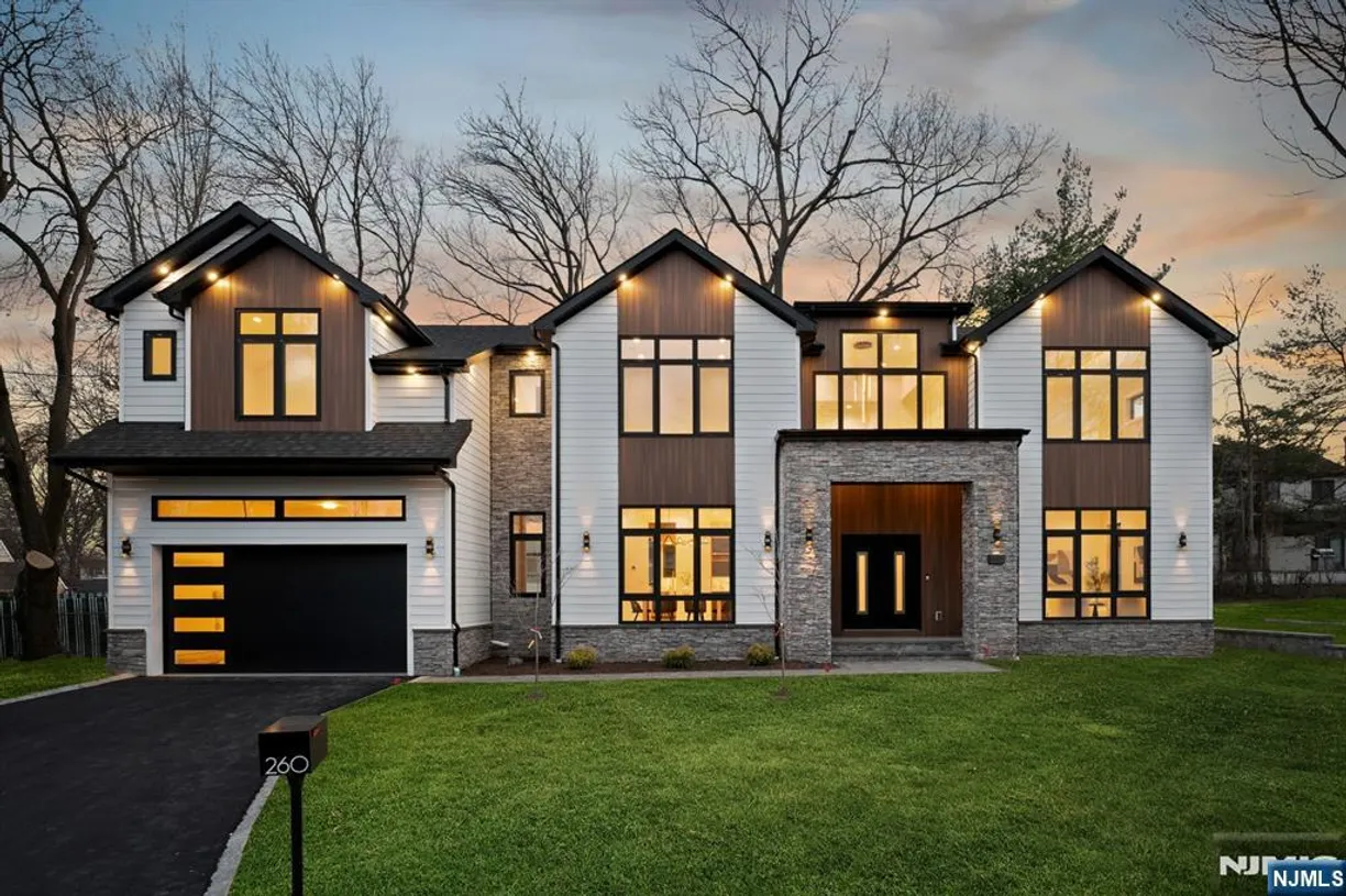 Bergen County Real Estate | View 260 Virginia | 6 Beds, 6 Baths