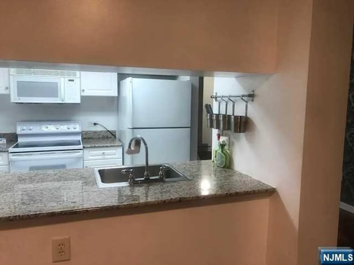 Bergen County Real Estate | View 100 Old Palisade, 1413 | Listing