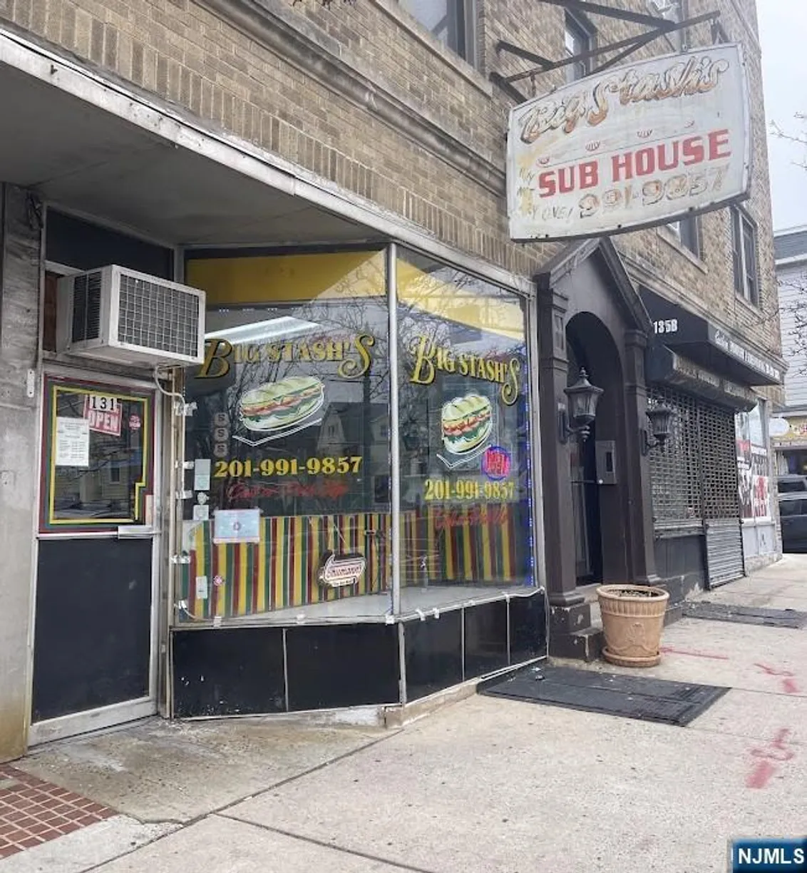 Jersey City/Hoboken Real Estate | View 131 Kearny | Listing