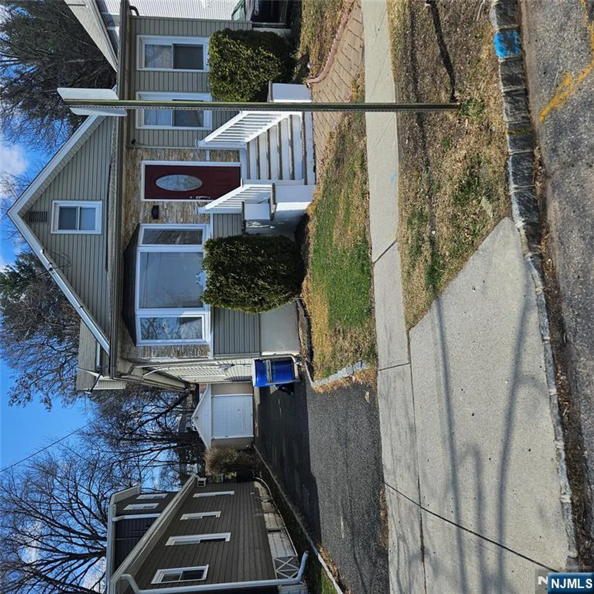 Jersey City/Hoboken Real Estate | View 170 Ridge | 3 Beds, 2 Baths