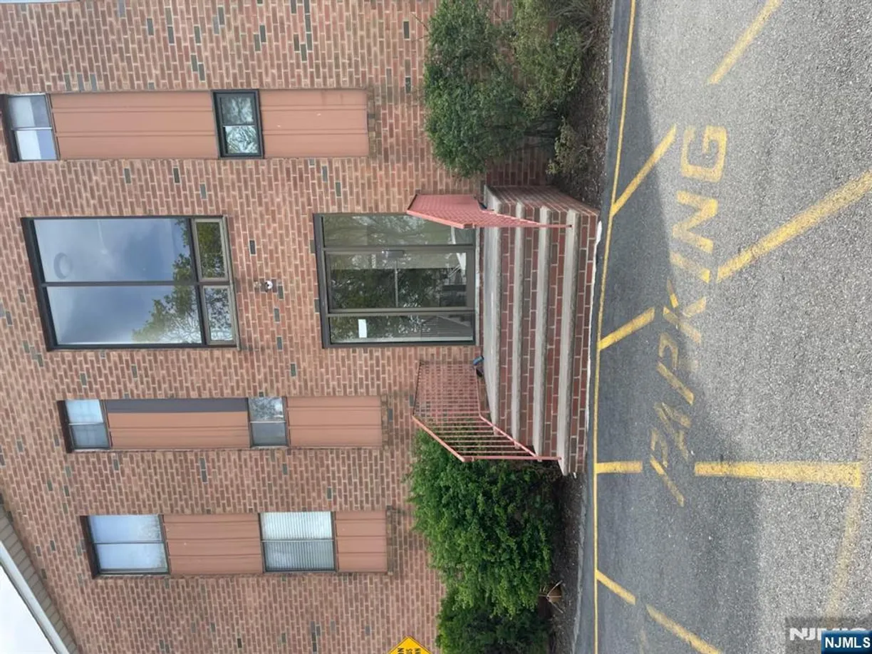 Jersey City/Hoboken Real Estate | View 159 Franklin, 27 | Listing