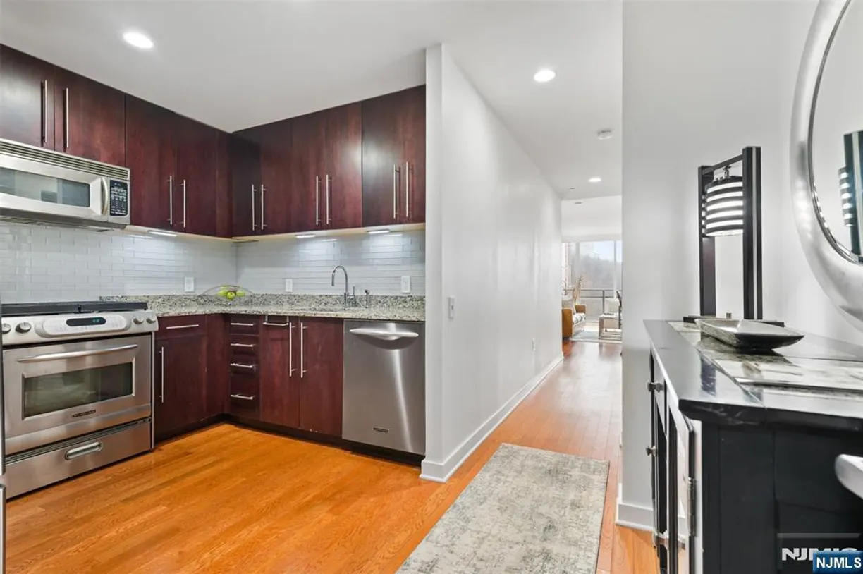Bergen County Real Estate | View 1017 Hudson, 1017 | 1 Bed, 1 Bath