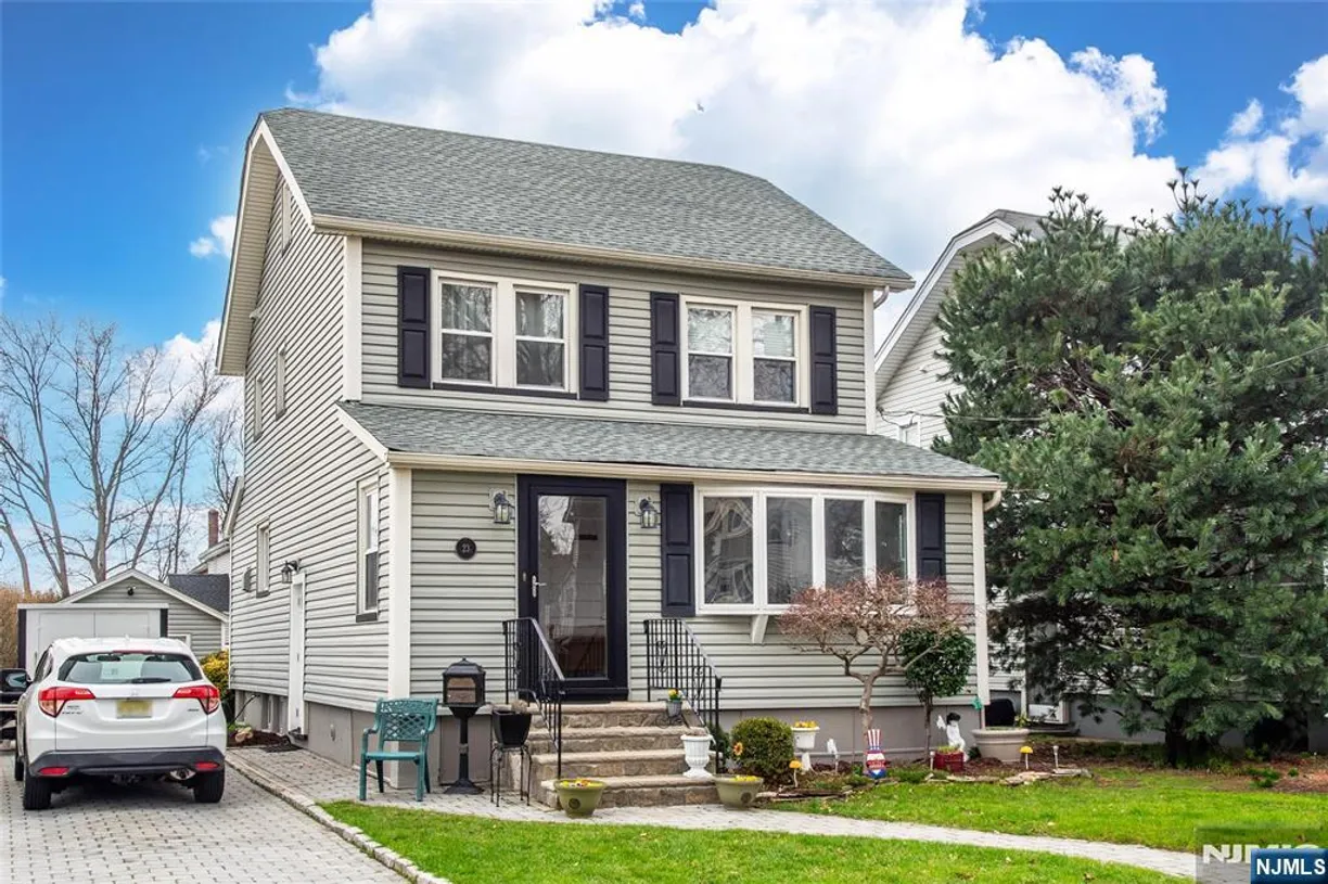 Jersey City/Hoboken Real Estate | View 23 Byrd | 3 Beds, 1 Bath
