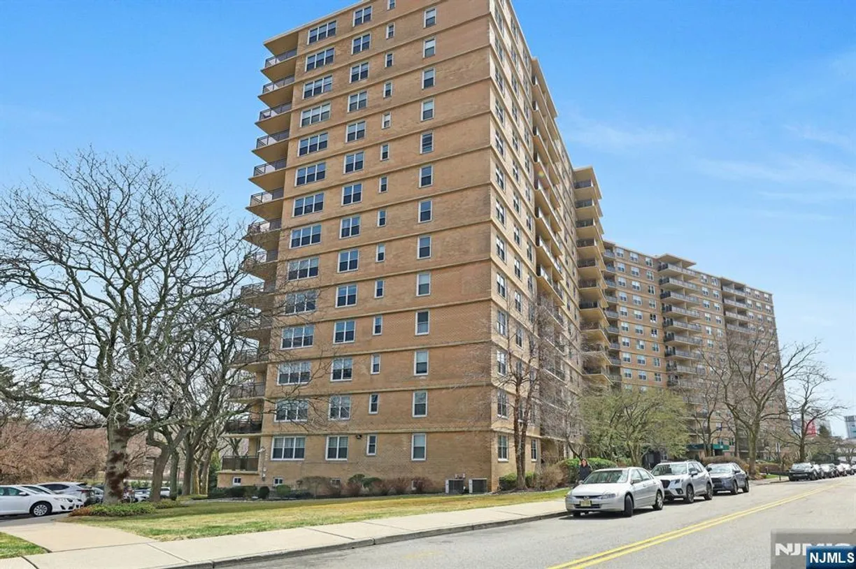 Bergen County Real Estate | View 2200 Central, 1N | Listing