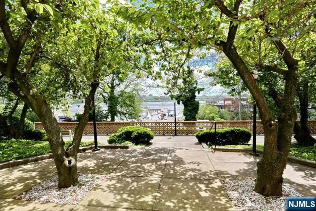 Bergen County Real Estate | View 1375 River, 3G | Listing