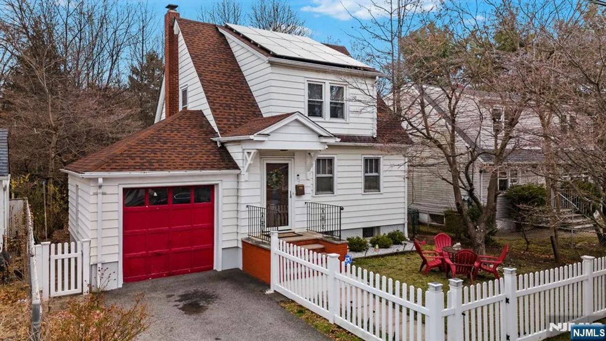 Jersey City/Hoboken Real Estate | View 7 Nash | 2 Beds, 1 Bath