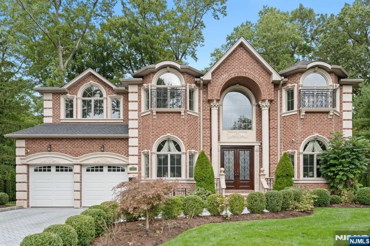 Bergen County Real Estate | View 21 Glenwood | Listing