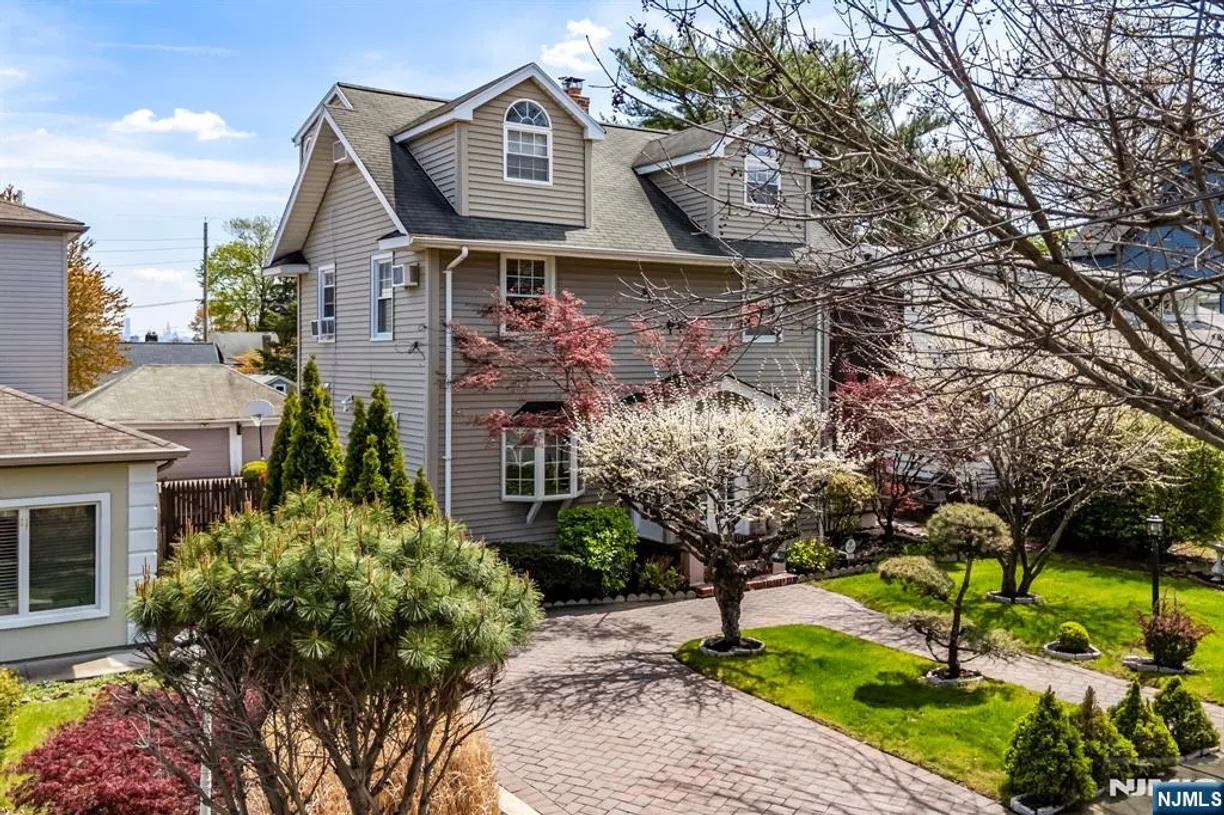 Bergen County Real Estate | View 277 Orient | Listing