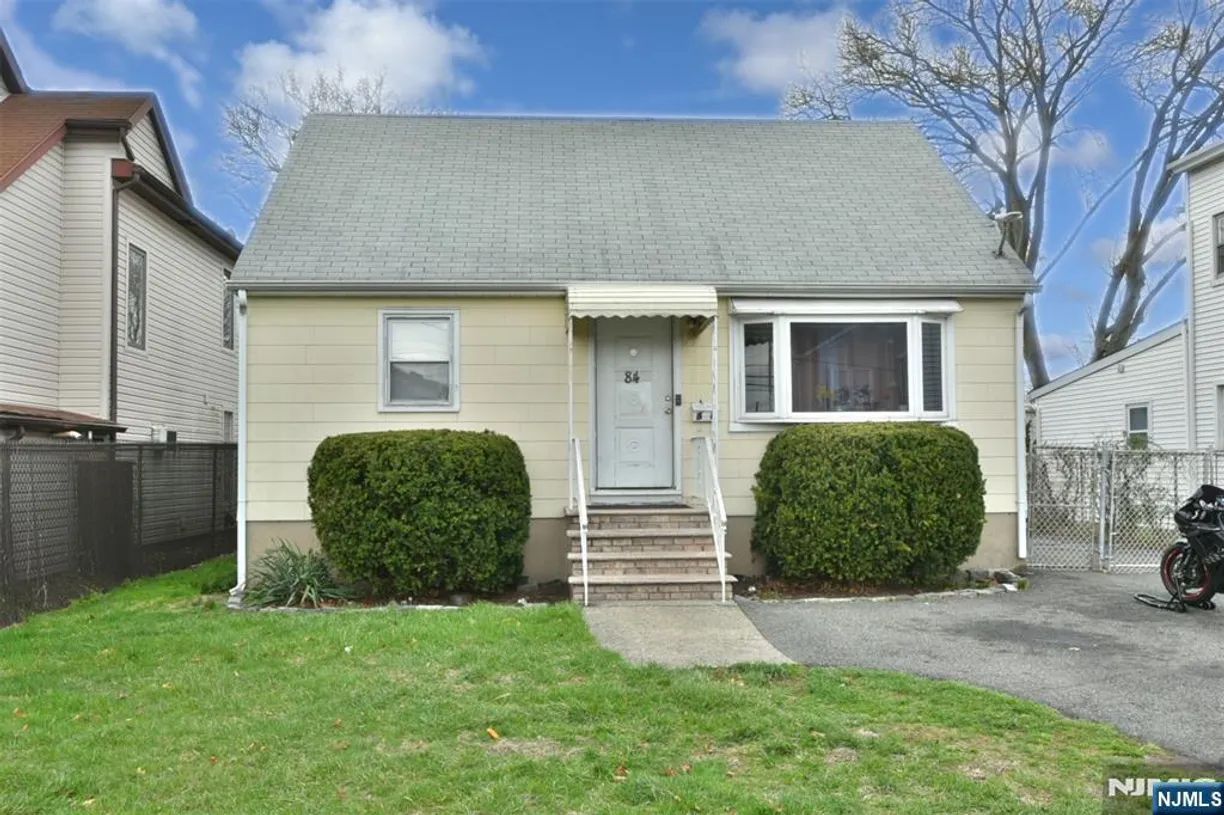 Bergen County Real Estate | View 84 Bruno | 4 Beds, 2 Baths
