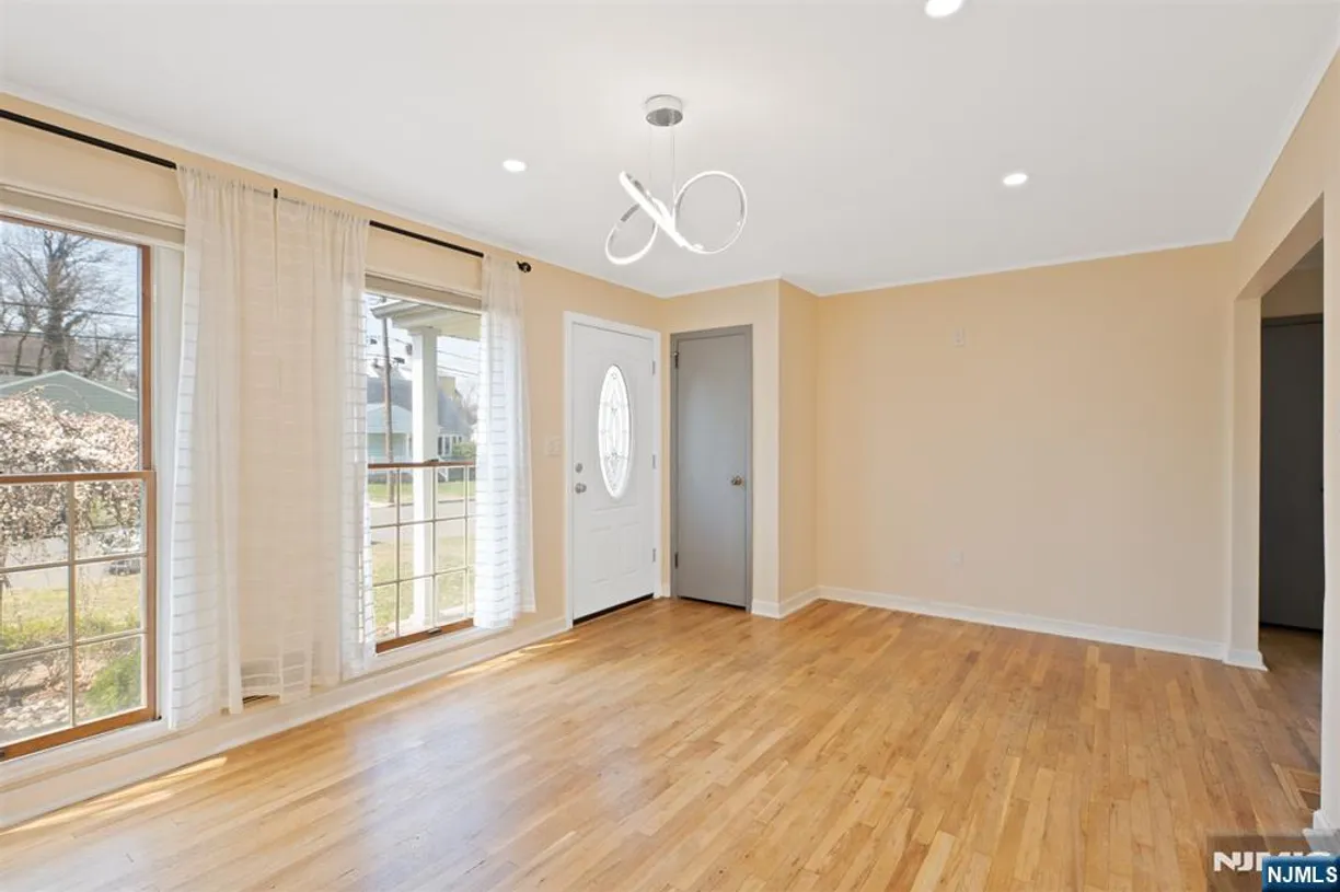 Jersey City/Hoboken Real Estate | View 18 Haven | Listing