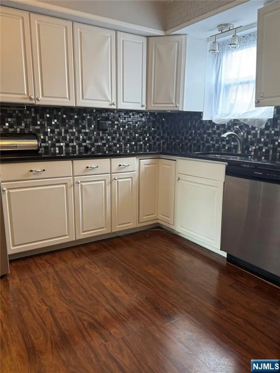 Jersey City/Hoboken Real Estate | View 1006 Unicorn, M1 | Listing