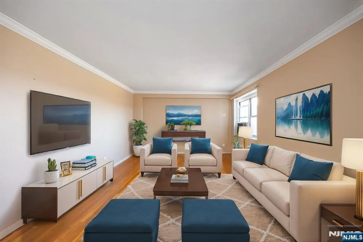 Bergen County Real Estate | View 2215 Central, 5E | 1 Bed, 1 Bath