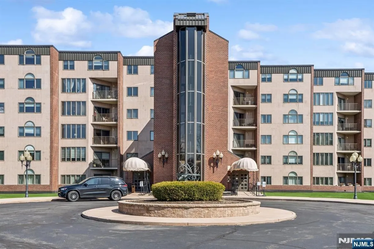 Jersey City/Hoboken Real Estate | View 1360 Hamburg, 105 | 2 Beds, 2 Baths