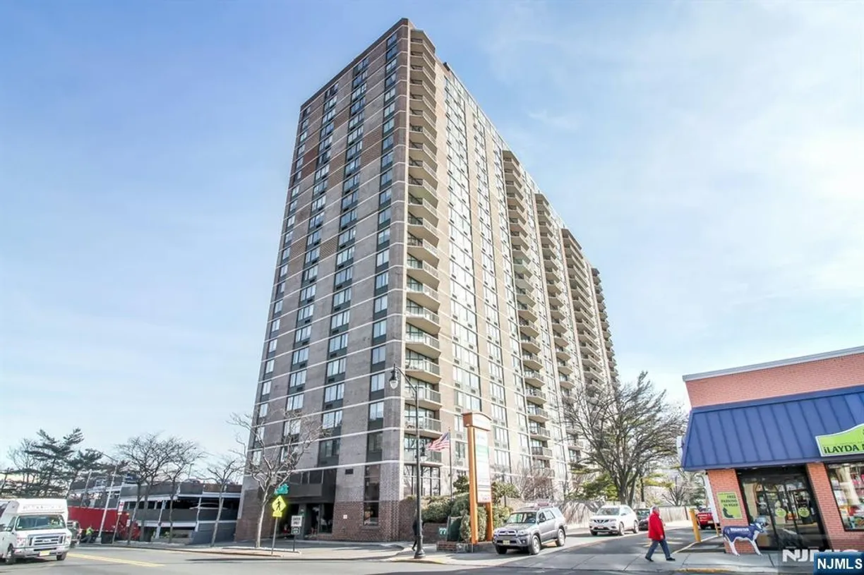 Bergen County Real Estate | View 770 Anderson, 4G | 1 Bed, 1 Bath