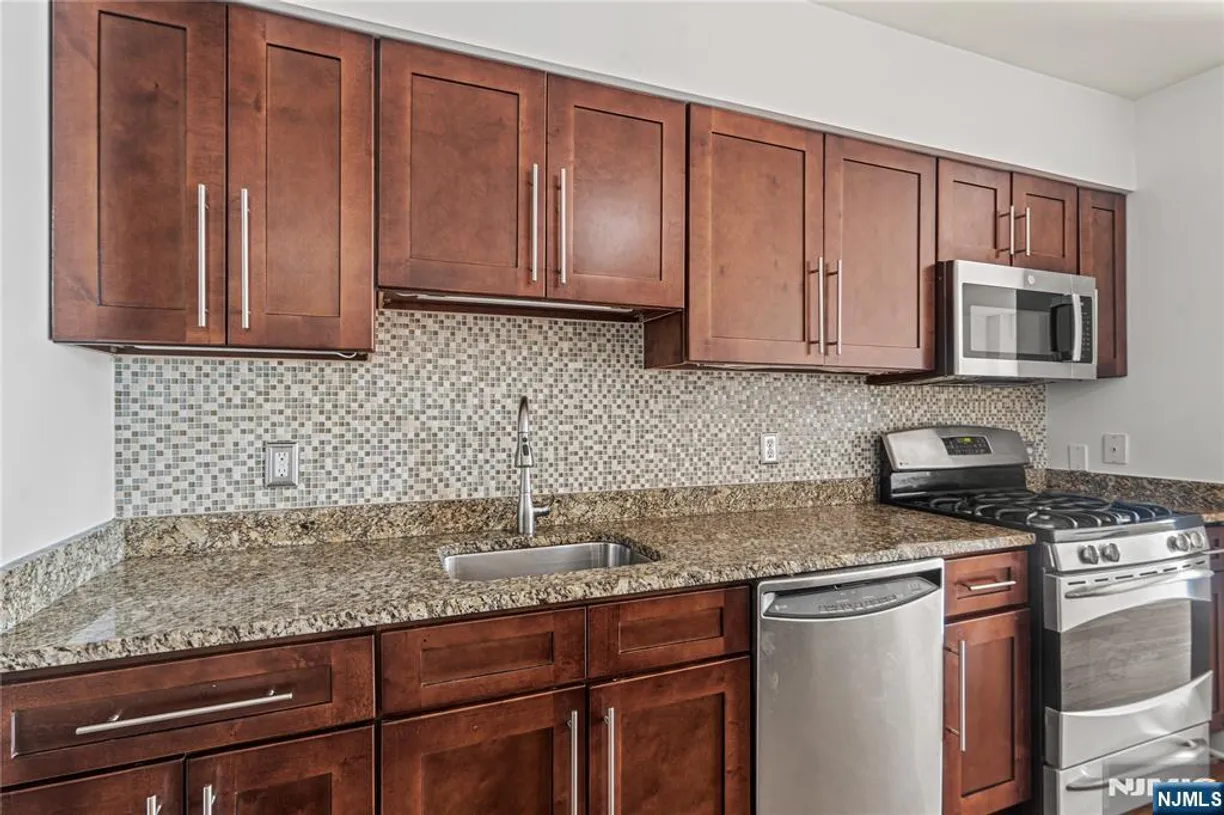 Jersey City/Hoboken Real Estate | View 809 22nd, 1308 | Listing