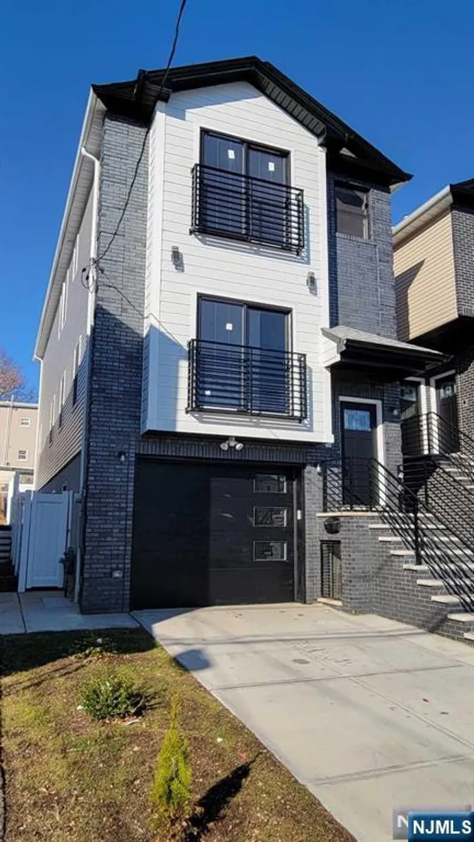 Jersey City/Hoboken Real Estate | View 369 Forest | Listing