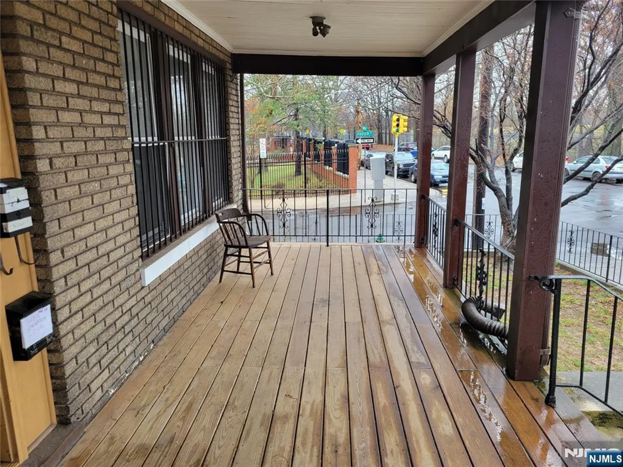 Jersey City/Hoboken Real Estate | View 110 Dayton, 2nd Floor | Listing