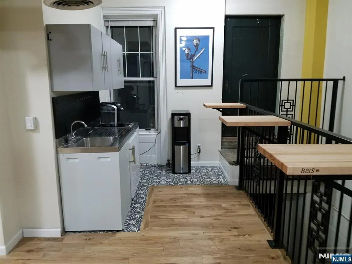 Jersey City/Hoboken Real Estate | View 94 River | Listing