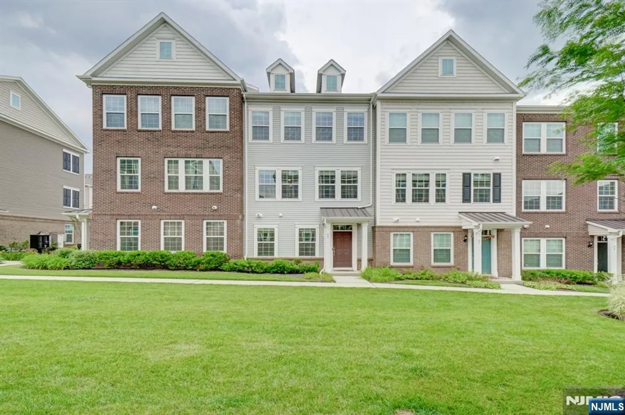 Bergen County Real Estate | View 121 Truman | 4 Beds, 2 Baths
