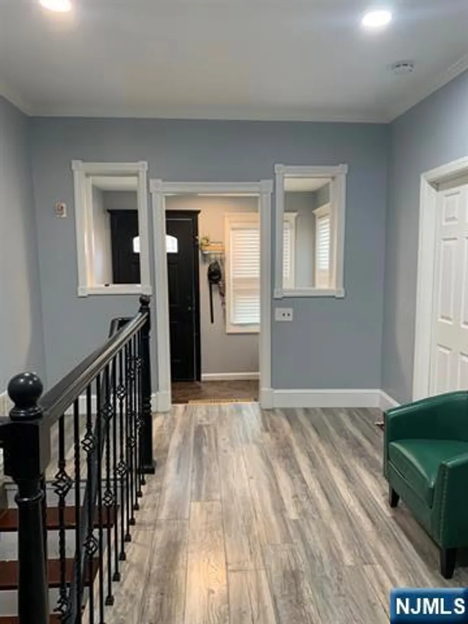 Jersey City/Hoboken Real Estate | View 38 Heckel | Listing
