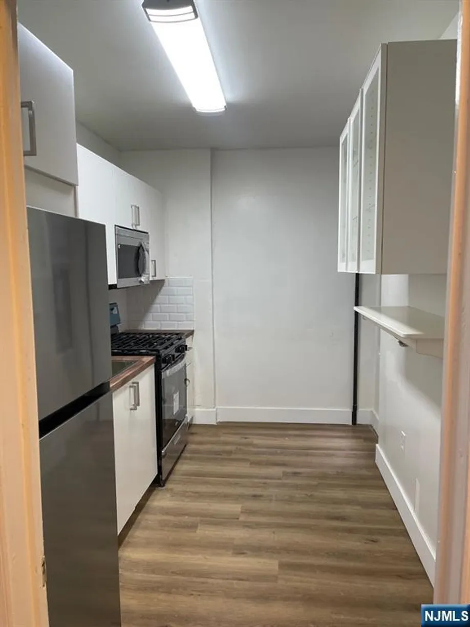 Jersey City/Hoboken Real Estate | View 6314 Park, 3F | Listing