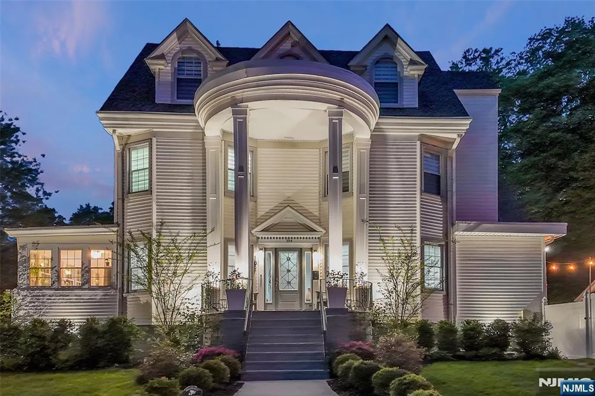 Jersey City/Hoboken Real Estate | View 354 Highland | 6 Beds, 3 Baths