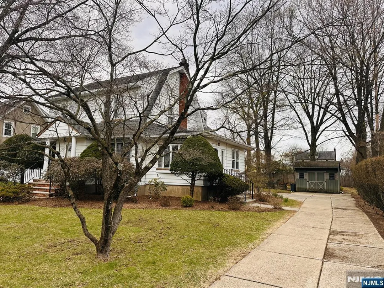 Jersey City/Hoboken Real Estate | View 120 Pompton | Listing