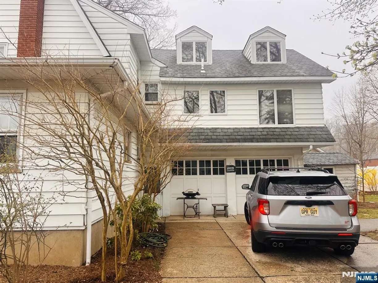 Jersey City/Hoboken Real Estate | View 120 Pompton | Listing