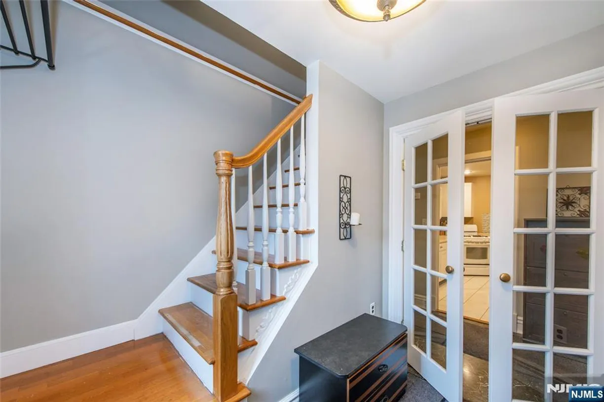 Jersey City/Hoboken Real Estate | View 30 Serpentine | Listing