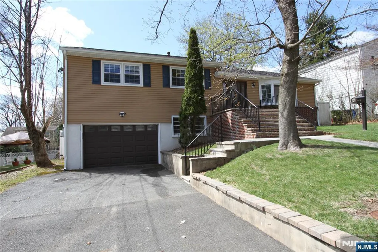 Jersey City/Hoboken Real Estate | View 38 Porter | Listing