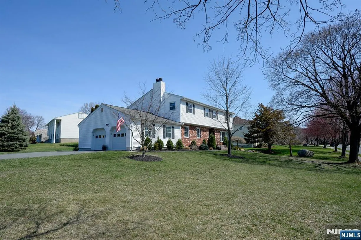 Jersey City/Hoboken Real Estate | View 85 Pancake Hollow | Listing