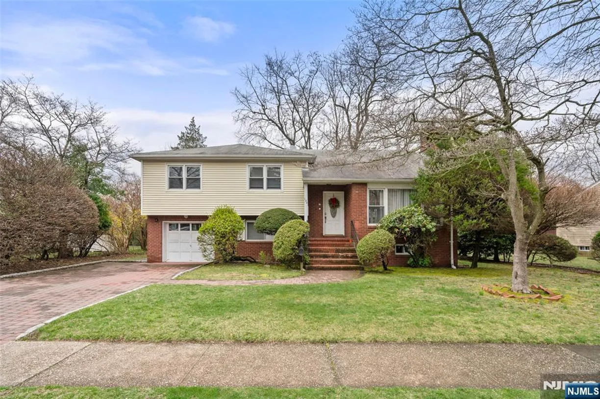 Bergen County Real Estate | View 158 12th | 3 Beds, 2 Baths