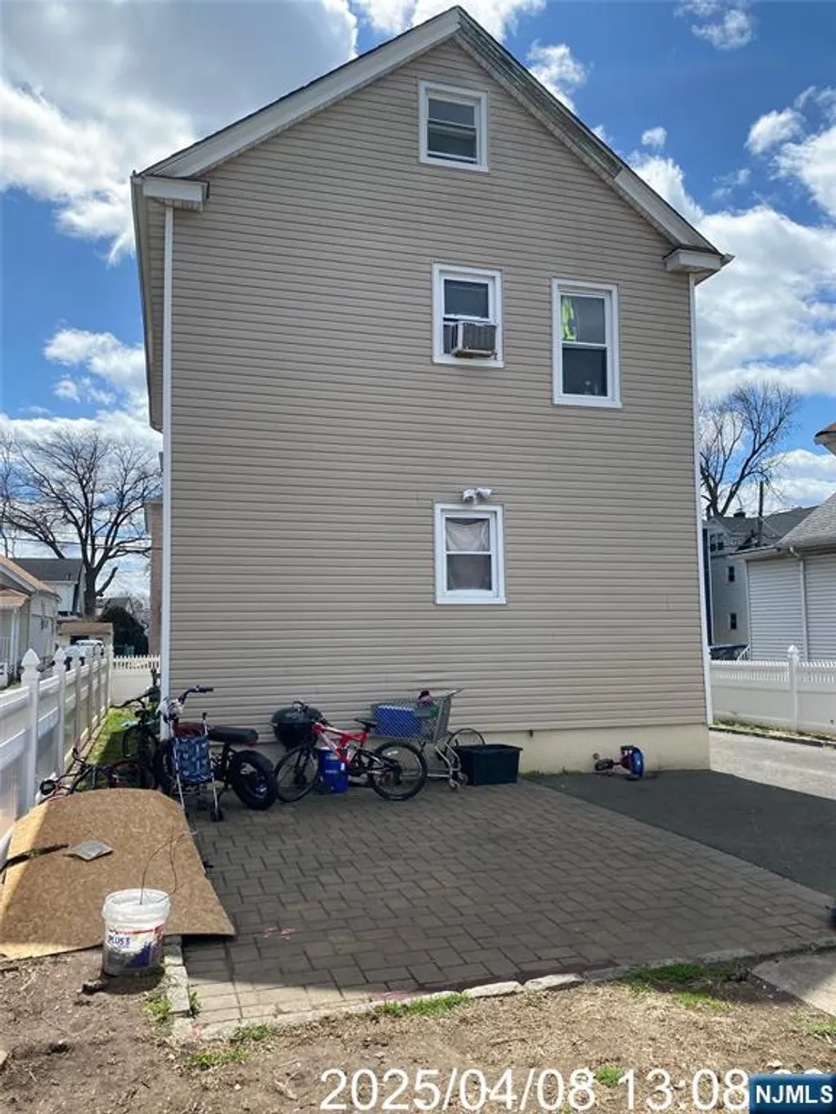 Jersey City/Hoboken Real Estate | View 355 Princeton | Listing