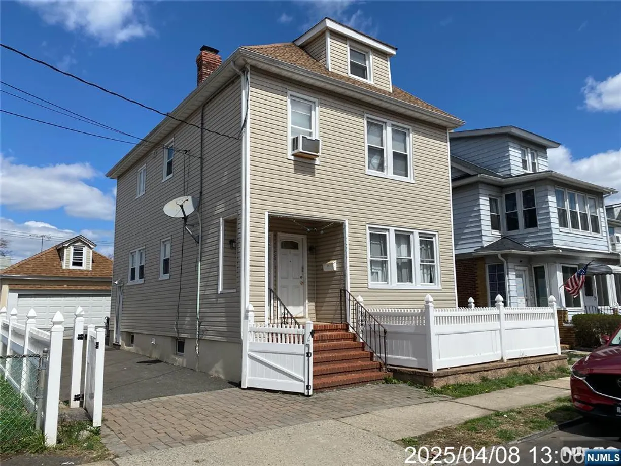Jersey City/Hoboken Real Estate | View 355 Princeton | Listing