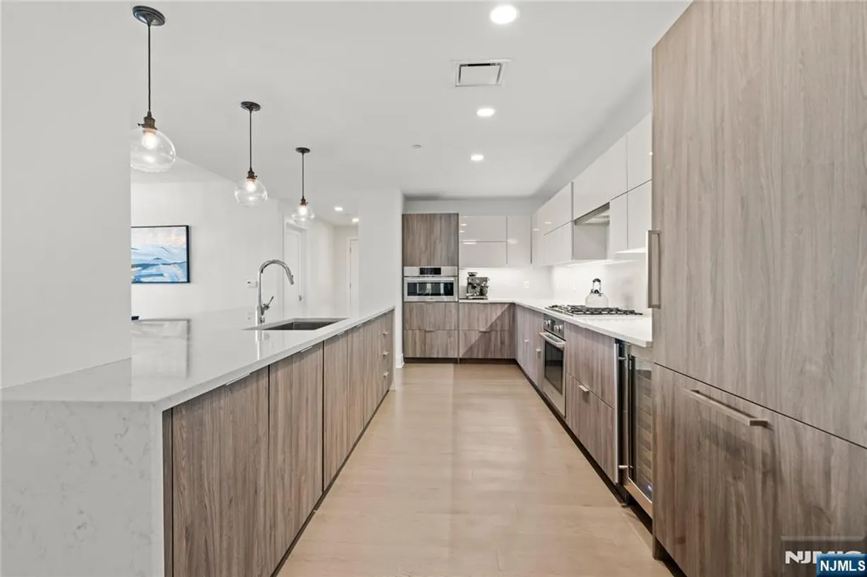 Jersey City/Hoboken Real Estate | View 9 Ave At Port Imperial, 803 | Listing