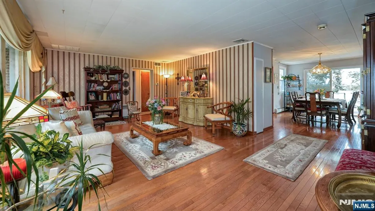 Jersey City/Hoboken Real Estate | View 651 Alps | Listing