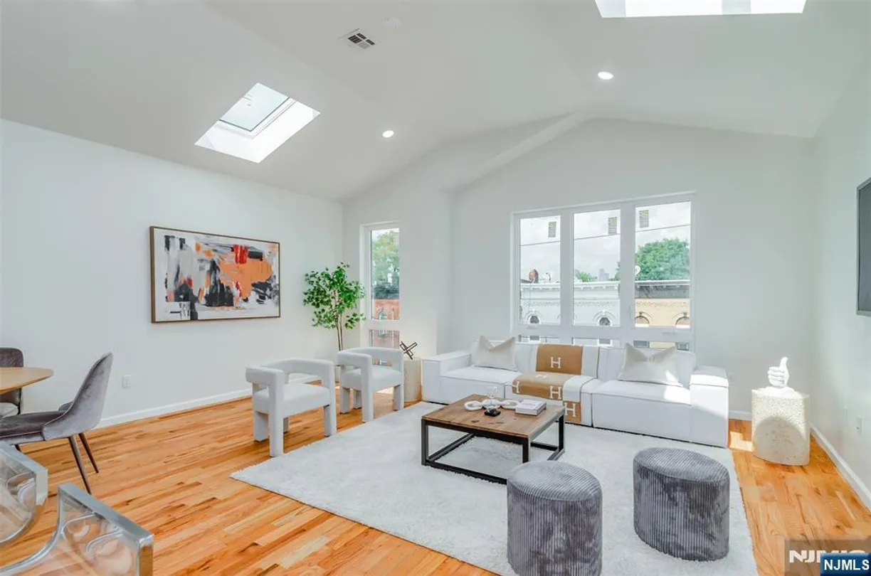Jersey City/Hoboken Real Estate | View 111 Wilkinson, 2 | Listing