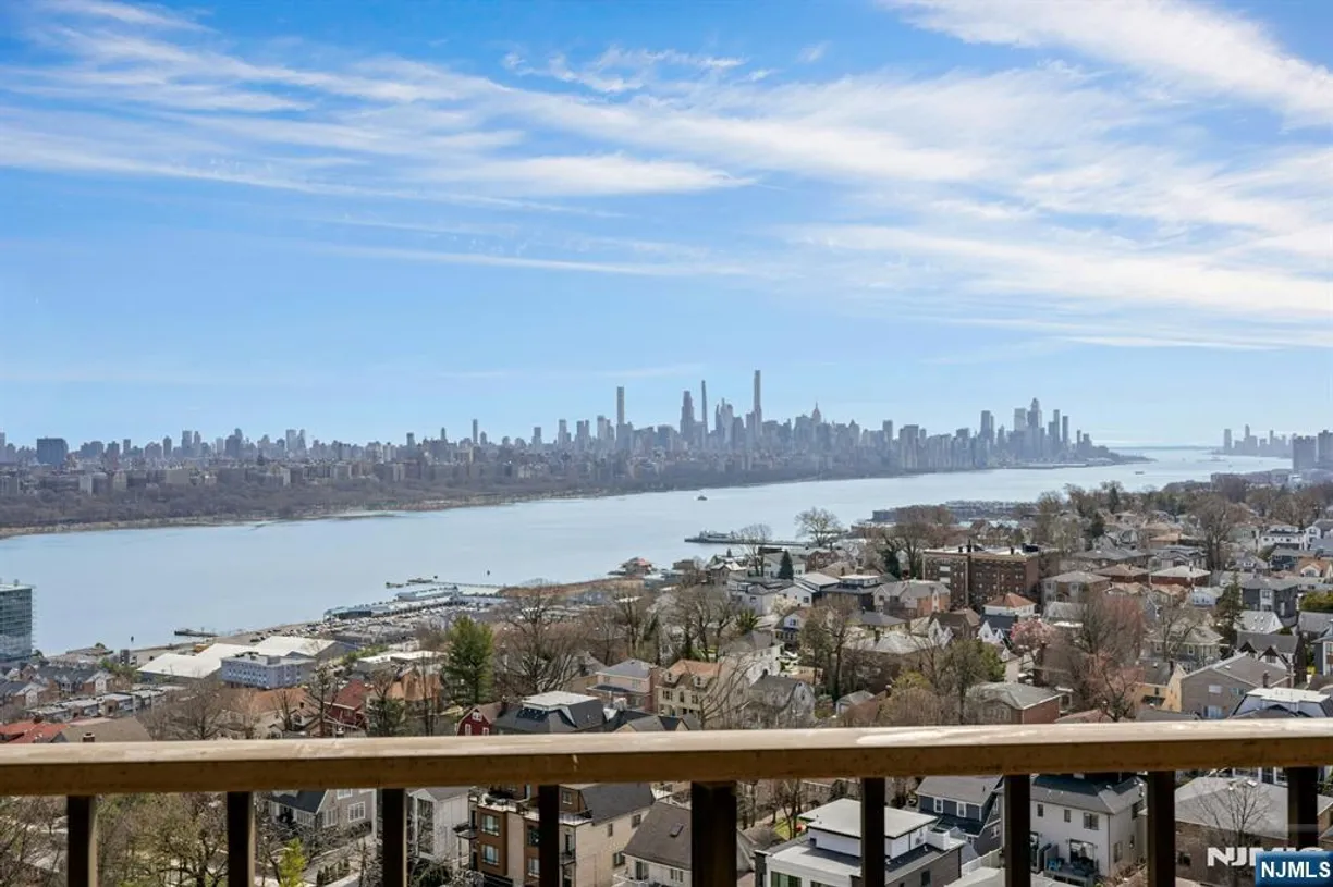 Bergen County Real Estate | View 200 Winston, C1619 | Listing