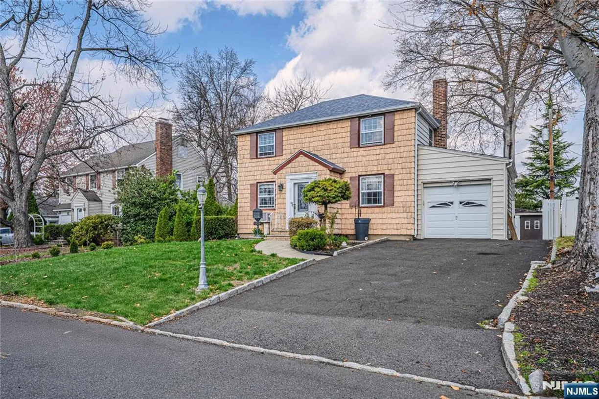 Jersey City/Hoboken Real Estate | View 1869 Cider Mill | Listing