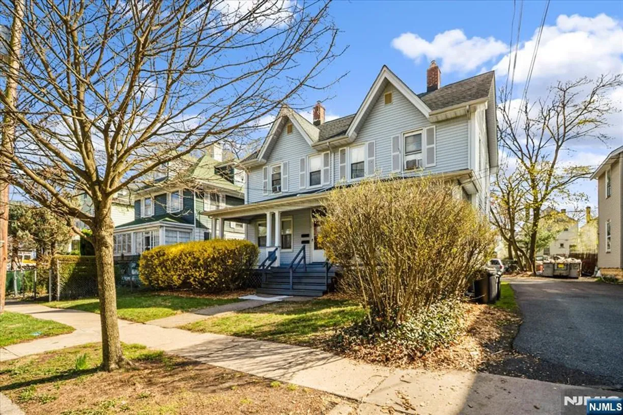 Jersey City/Hoboken Real Estate | View 67 Cedar | 4 Baths