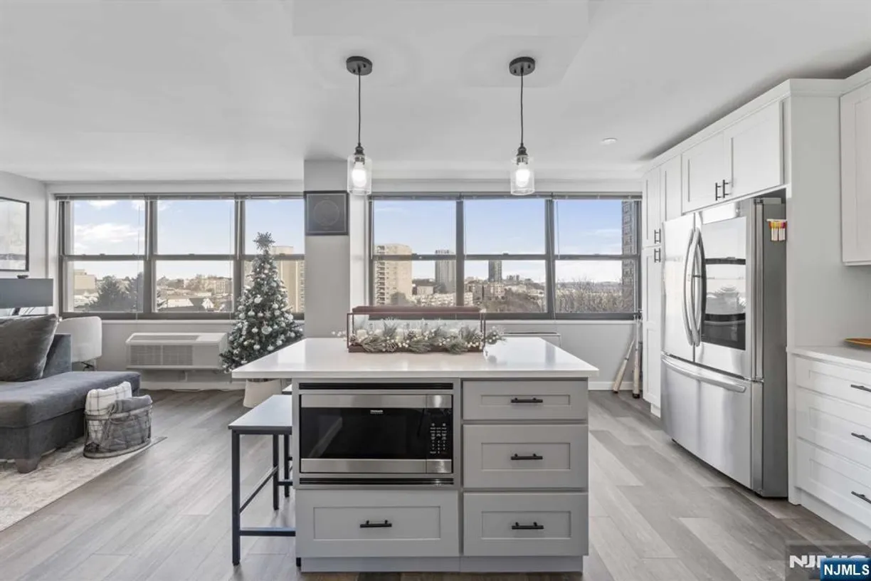 Jersey City/Hoboken Real Estate | View 7000 Boulevard East, 26K | 1 Bed, 1 Bath