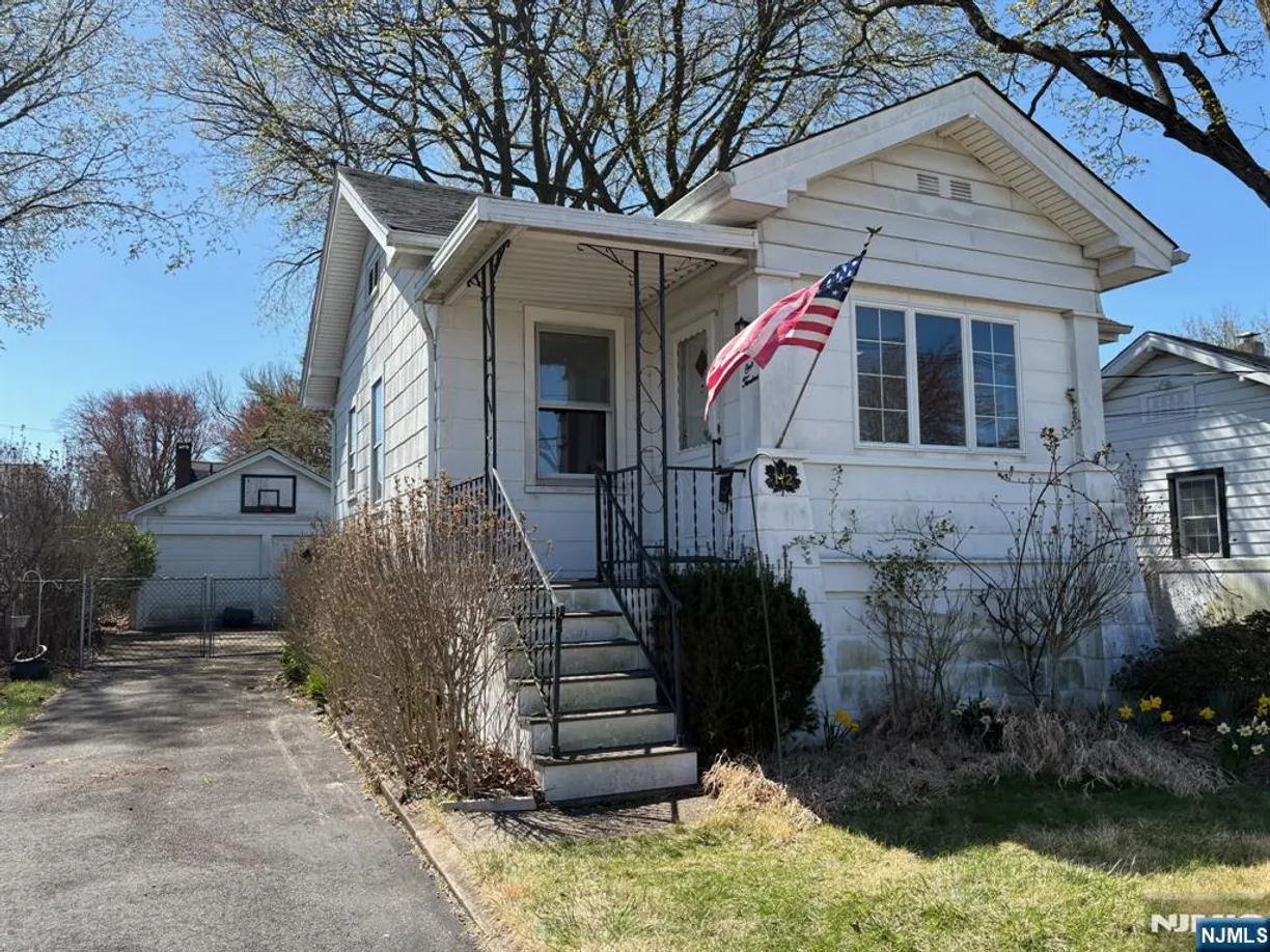 Bergen County Real Estate | View 112 Levitt | 2 Beds, 1 Bath